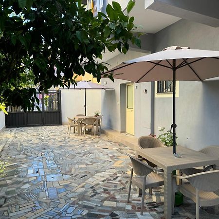 Edlira Apartments Durrës Exteriör bild